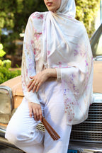 Hawa and Crystal petal in Satin