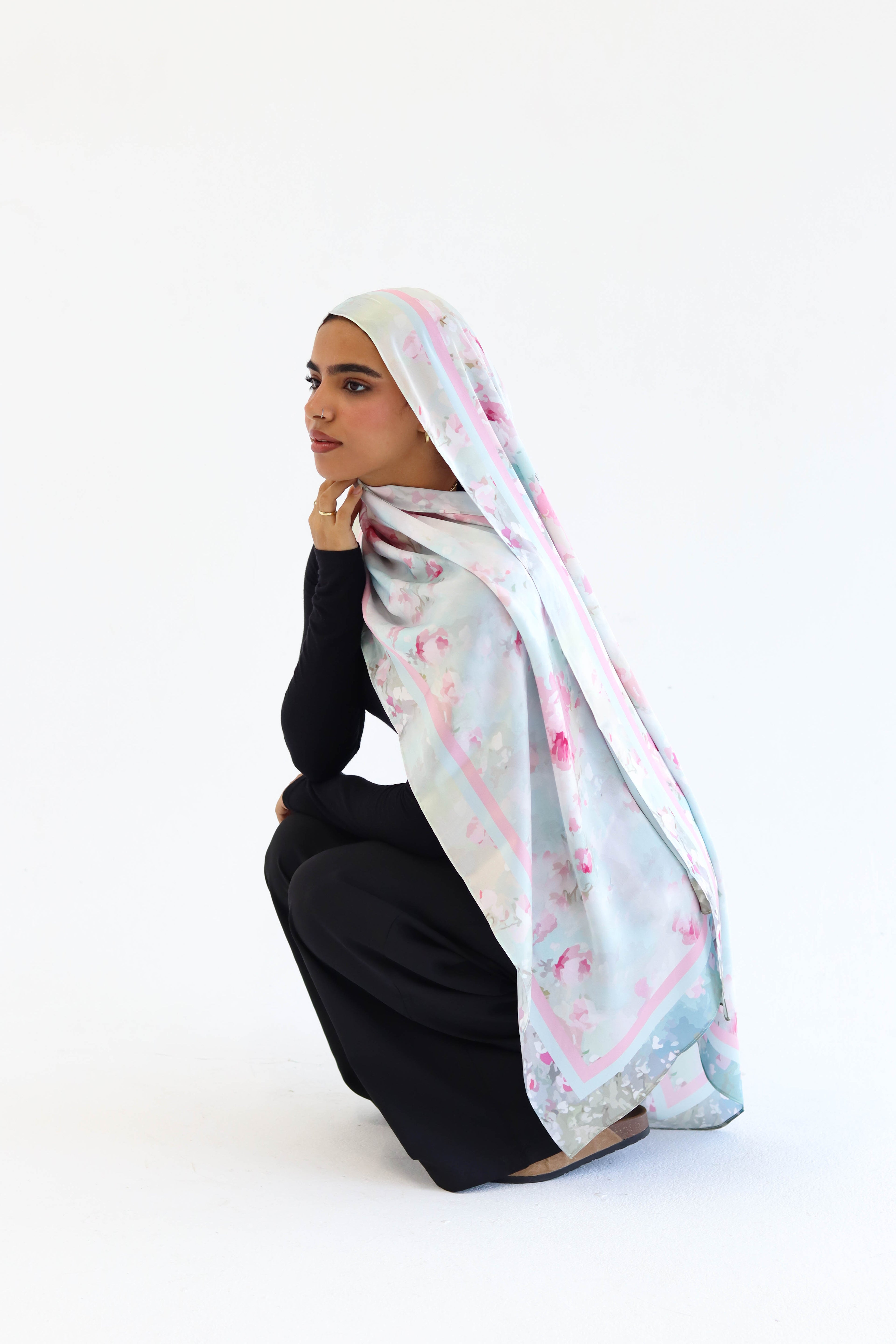 Roselle and Crystal petal  in Satin Bundle